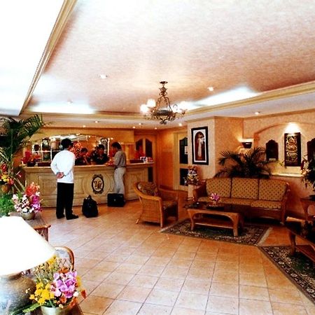 Villa Margarita Hotel Davao City 외부 사진