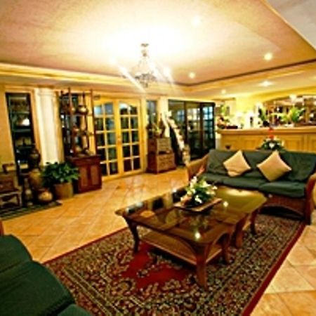 Villa Margarita Hotel Davao City 외부 사진